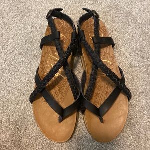 Women’s sandals
